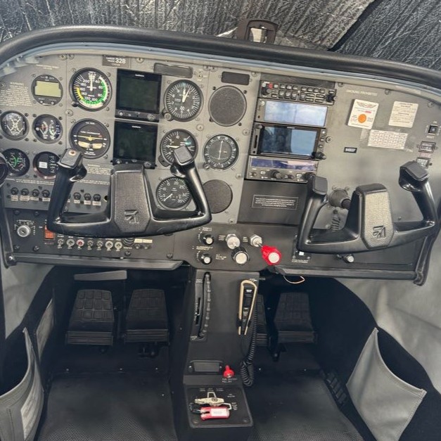 Aircraft Controls | West Coast Air Flight Training
